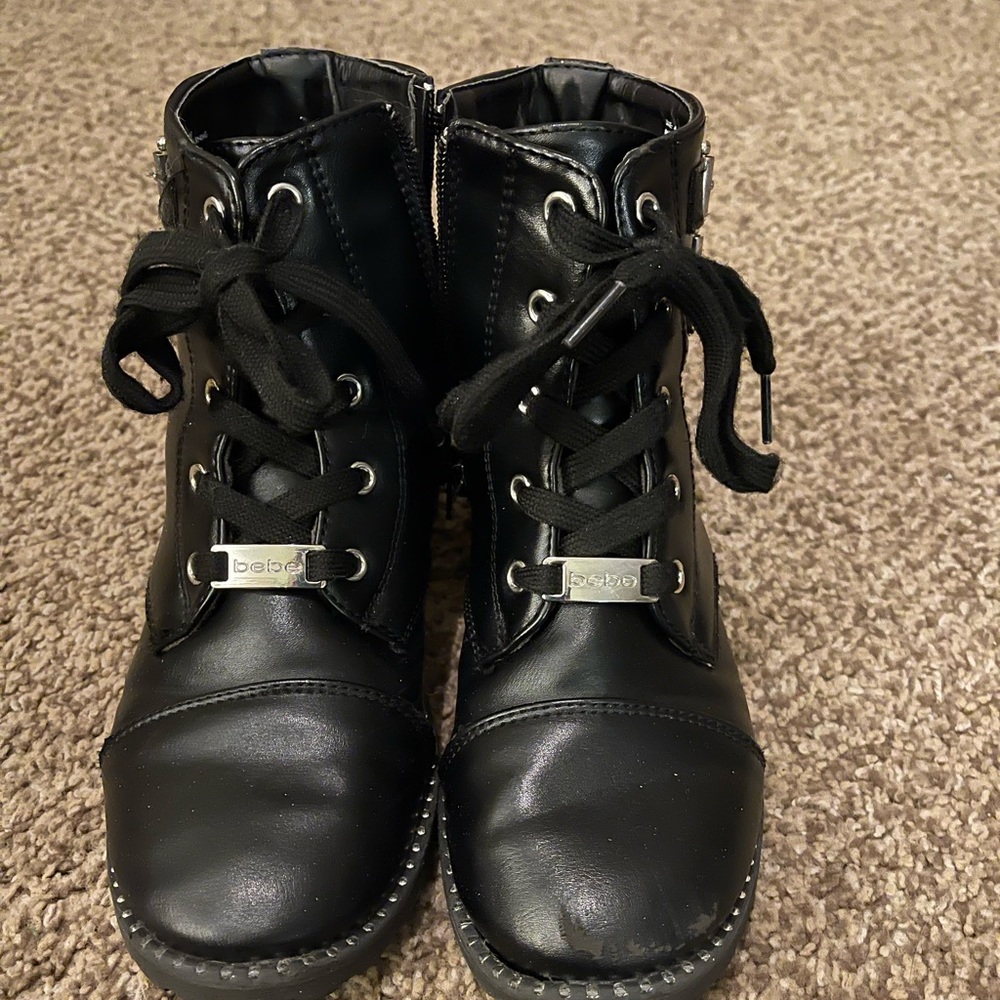 Girls Bebe boots sz 4